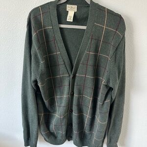 New without tag LL. Bean Olive Checkered Men's Cardigan